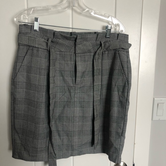 Paperbag skirt - Picture 1 of 3